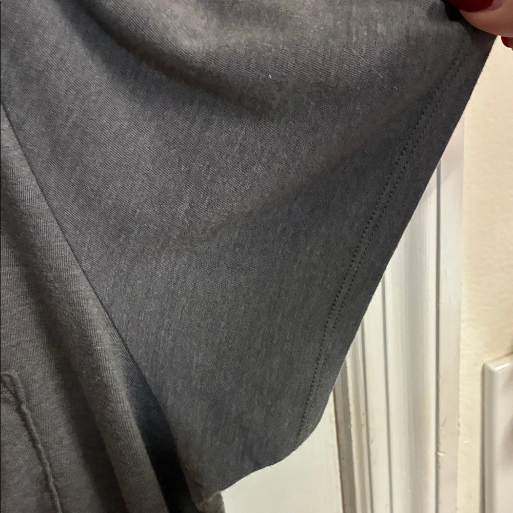 The North Face Women's Short Sleeve Gray Pocket Tee Sz XXL - Picture 3 of 9